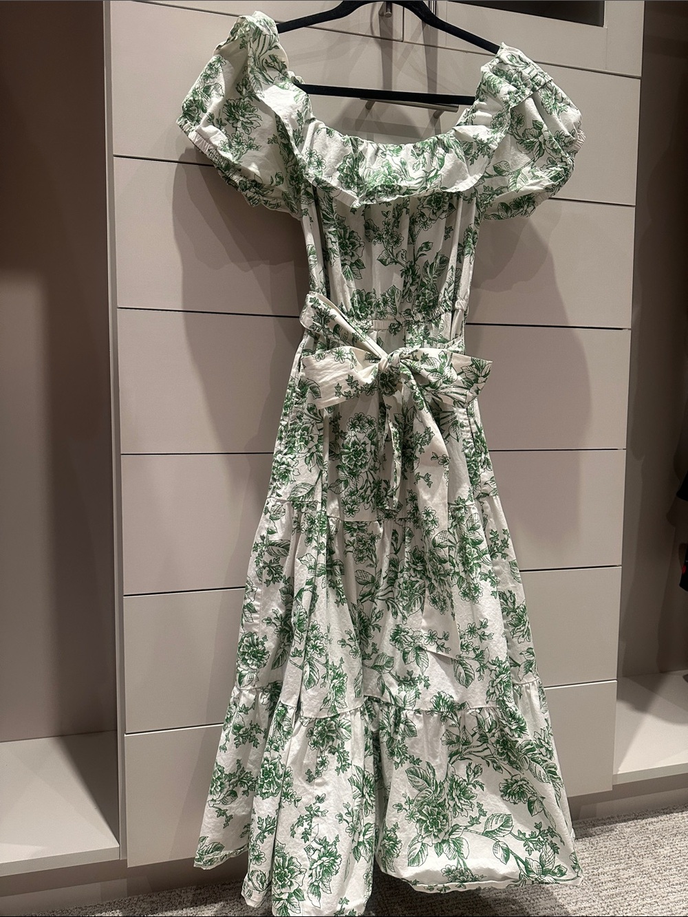 Rachel Parcell White and Green Off-Shoulder Maxi Dress
